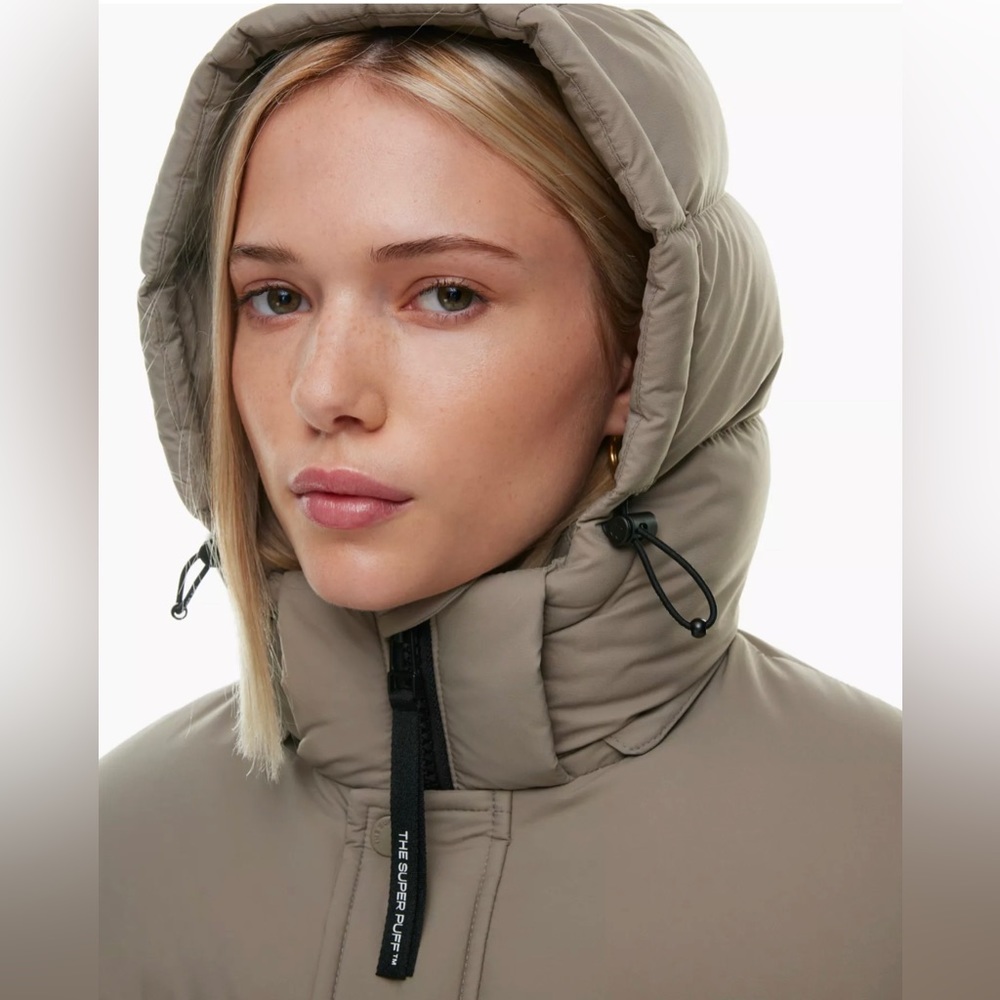 Aritzia super puff in Taupe - Picture 3 of 6